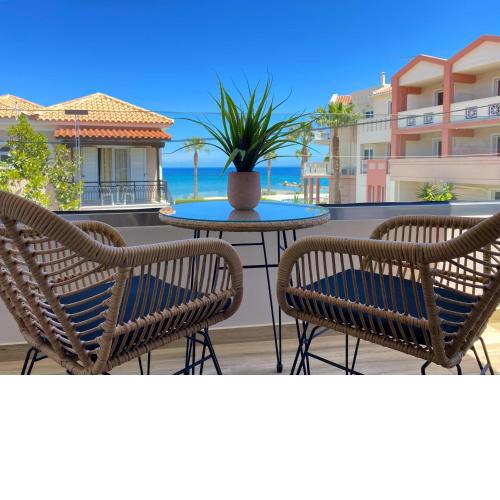 Roula Kotsonis Superior Apartment