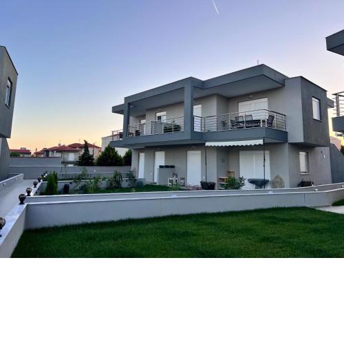 Royal Apartments - Nikiti