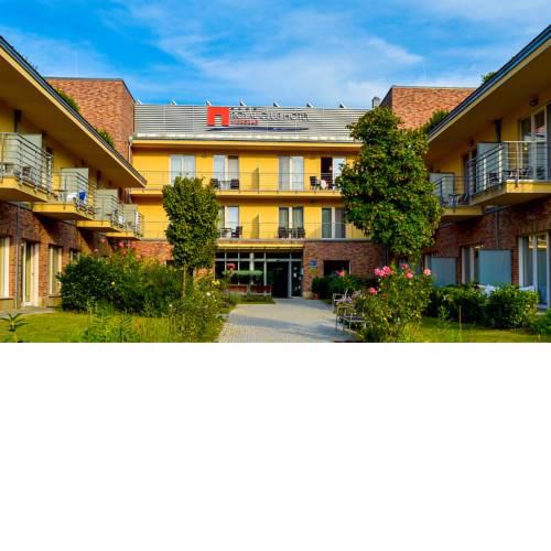 Royal Club Hotel
