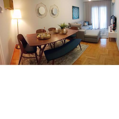 Royal deluxe Apt.(must)