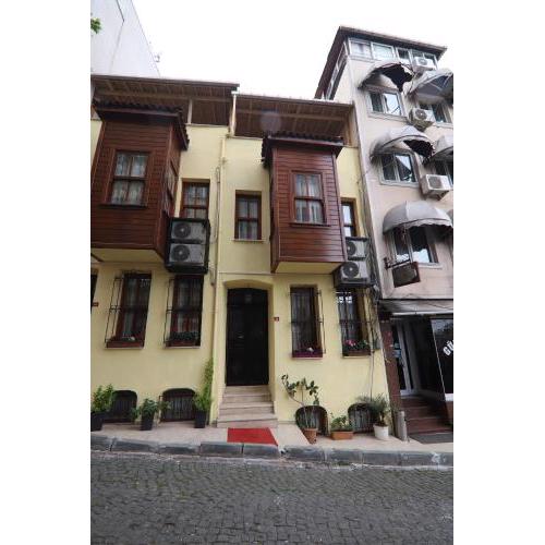 Royal Gur Hotel