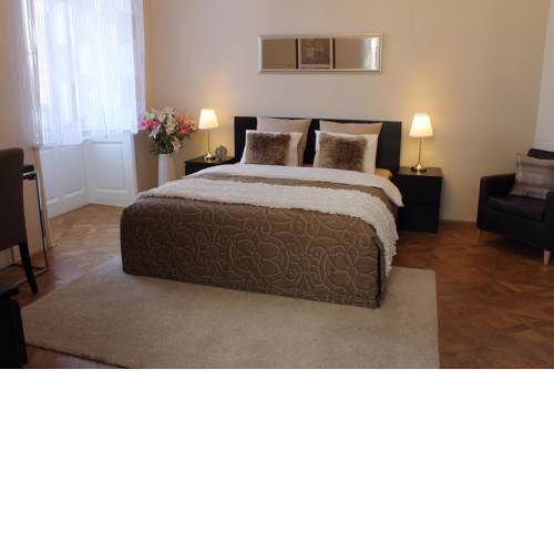 Royal Prague Apartment Celakovskeho Sady