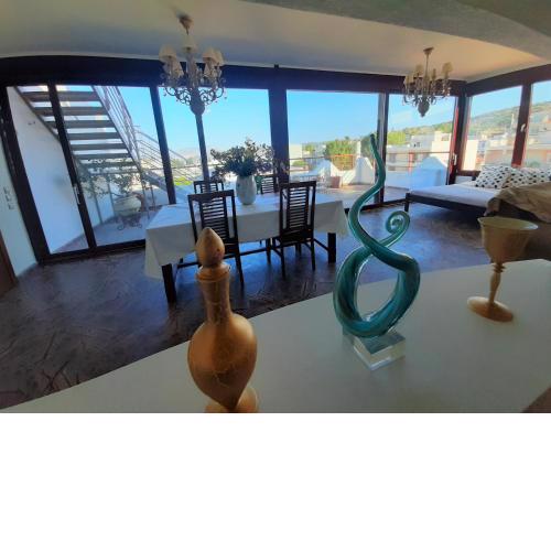 Royal stylish view apartment