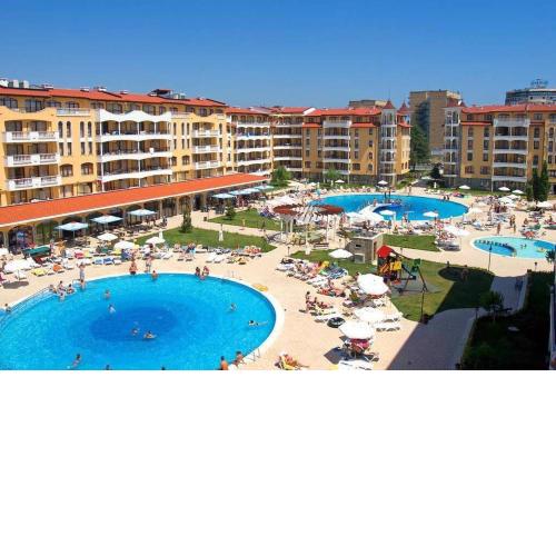 Royal sun, 6 people, 600 m from the sea