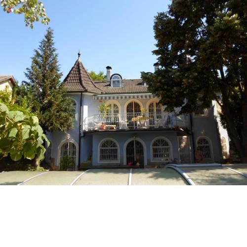 Roza Apartman
