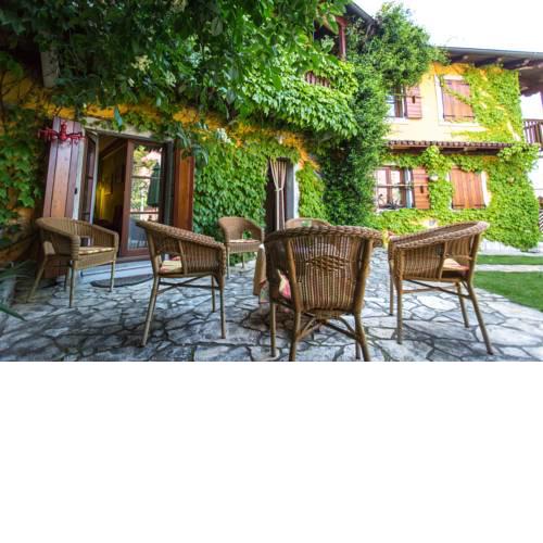 Rozina Vacation House