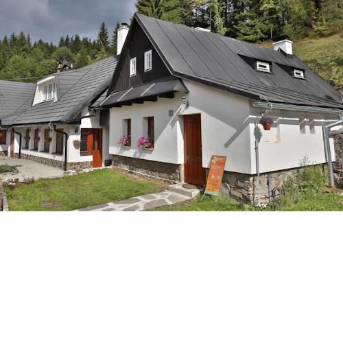 Rozpravkovy Domcek Zvoncek