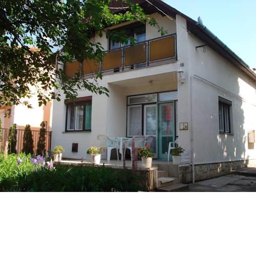 Rózsa Apartment