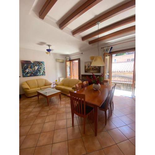 Ruggero House