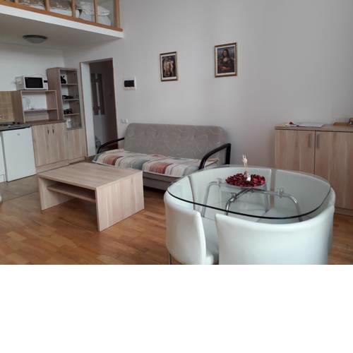 Rumbach Lux Apartments
