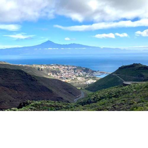 Rural House with 1 bedroom with great views of the Sea and close to the Hermigua Beach