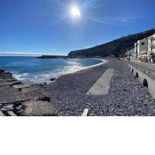 Rural House with barbecue, FreeWifi, 600m from Santa Catalina Beach
