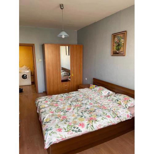 RUSE UNIVERSITY APARTMENT
