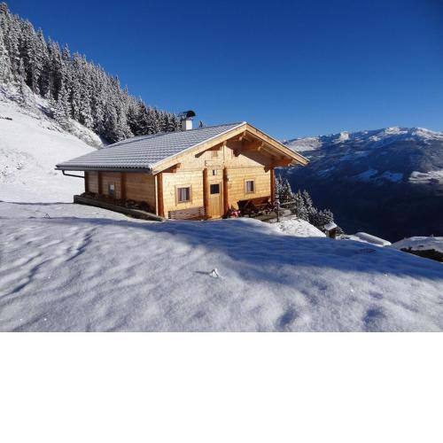 rustic alpine hut, Hippach in the Zillertal