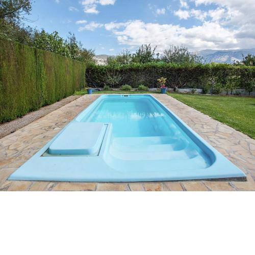Rustic Cottage in El Padul with Swimming Pool