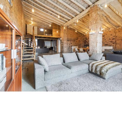 Rustic Cottage in Fraga with Private Garden