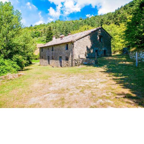 Rustic Farmhouse in Cortona with Private Garden