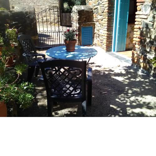 Rustic Farmhouse in Valencia de Alc ntara with BBQ