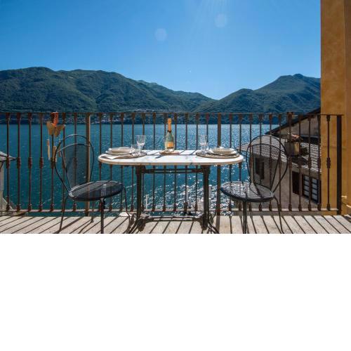 Rustic Suites At The Pier of Brienno - By House Of Travelers
