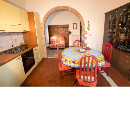 Rustic Tuscan Apartment