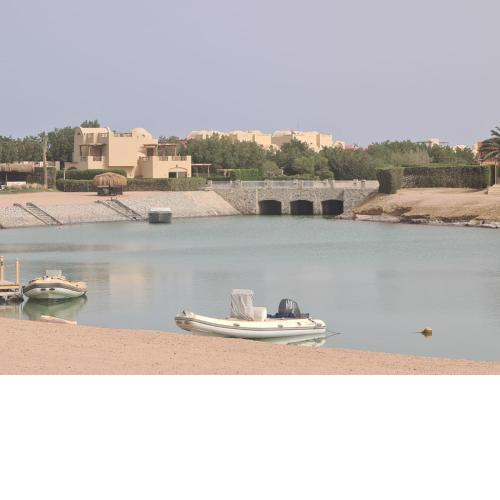Sabina - A Luxurious Fully Furnished Ground floor apartment