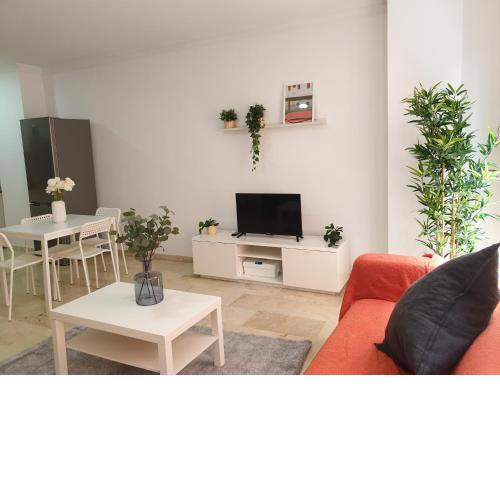 Sagasta Beach Apartment VII by Canary365