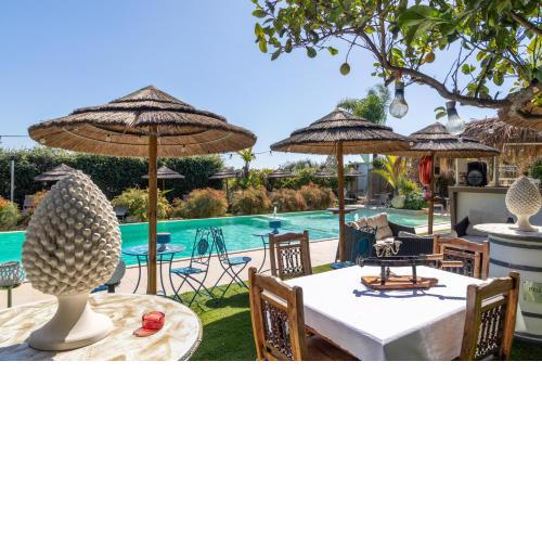 Saija Apartment con piscina