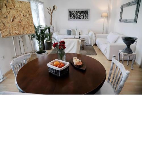 Sailing House on the beach 16 persons