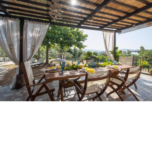 Saint Minas Suite Home