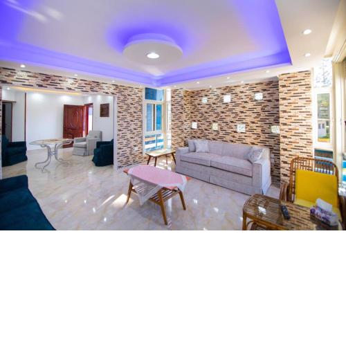 Salah Eldin 2 bed rooms Super Lux Chalet apartment , Garden&sea view, first floor , Family only سوبر لوكس شاليه دور اول مستقل المعموره الشاطىء بجوار المنتزه Mamoura Alexandria مع كارنيهات بوابه الدخول طول السنه و الشاطىء الخاص لنهايه اكتوبر للعائلات فقط