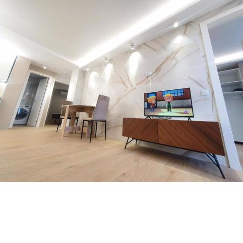 SALOU ,APARTAMENTO CON PISCINA y Wifi