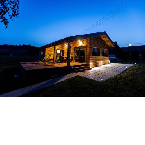 Samostojna počitniška hiša Kolpa Val - Bela krajina