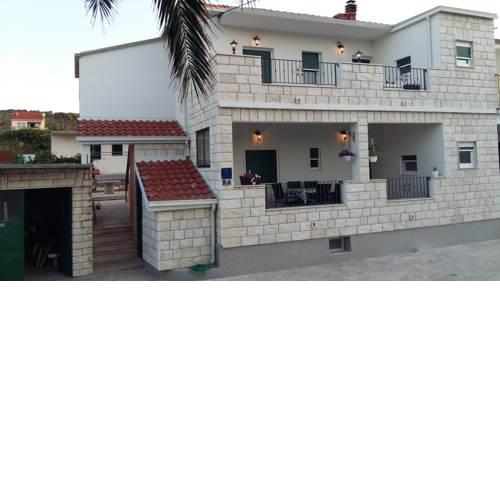 SAN Apartments