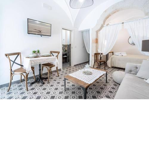 San Nicola Guest House by Typney