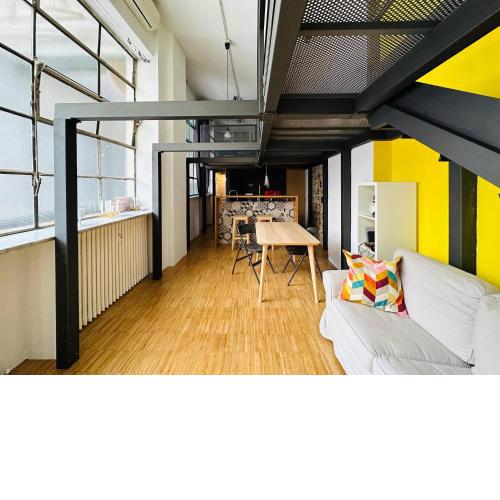 SAN SALVARIO LOFT: where industrial meets urban