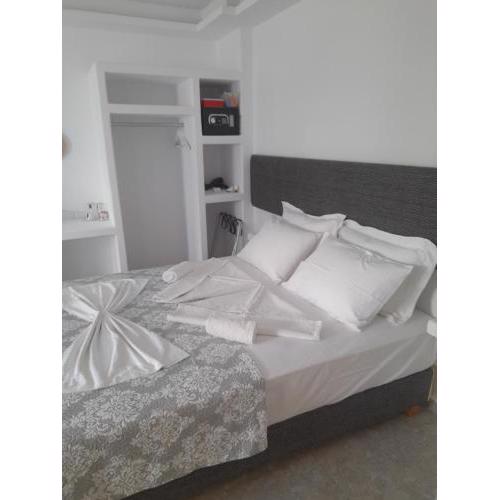 Sand rooms Antiparos
