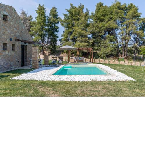 Sani Stone Ikos