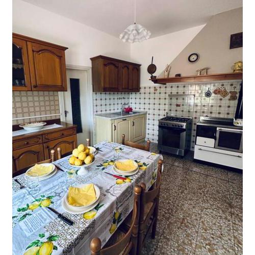[SANREMO] AFFITTASI “CASA ILLIADE”