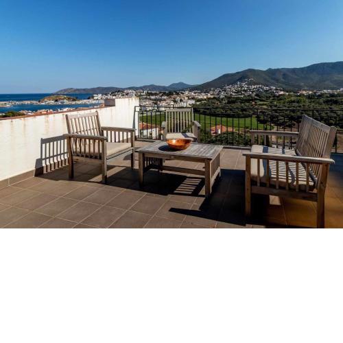 Sant Genís 19 ático con terraza y vistas