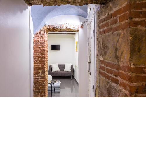 Santa Sofia's Flat at the Historical Center by Wonderful Italy