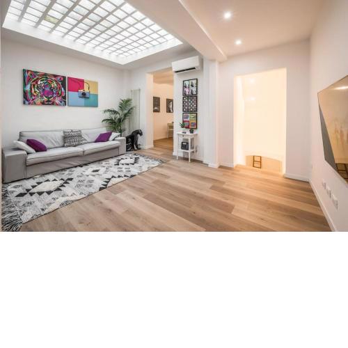 [Santo Stefano] 5* Apartment with private Garden