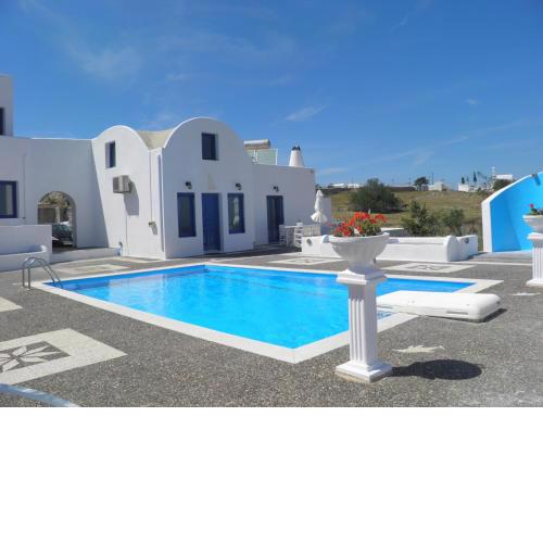Santorini Traditional Suites