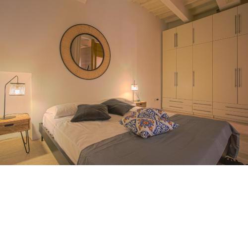 SantoSpirito Little Gem - Hosted by Sweetstay