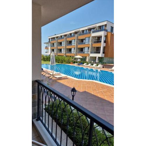 Sarafovo Resort Deluxe