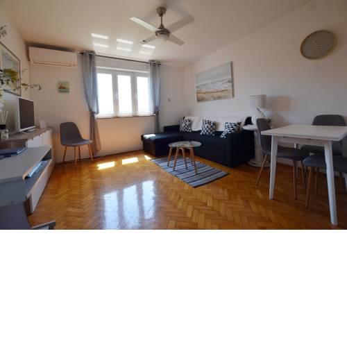 Sarah Apartment