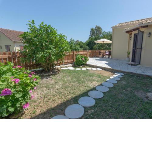 Saralen cottage in North Corfu