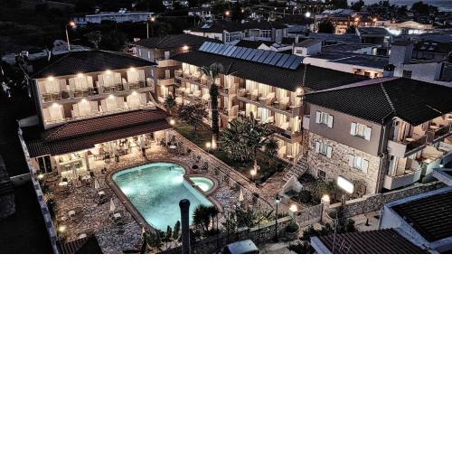 Sarantis Hotel