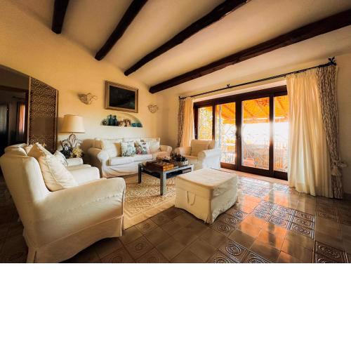 Sardinian Luxury Hospitality - Villa Fuli Rooms and more