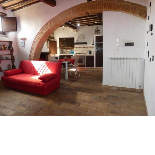 SCAPPO IN UMBRIA, Porta Leone