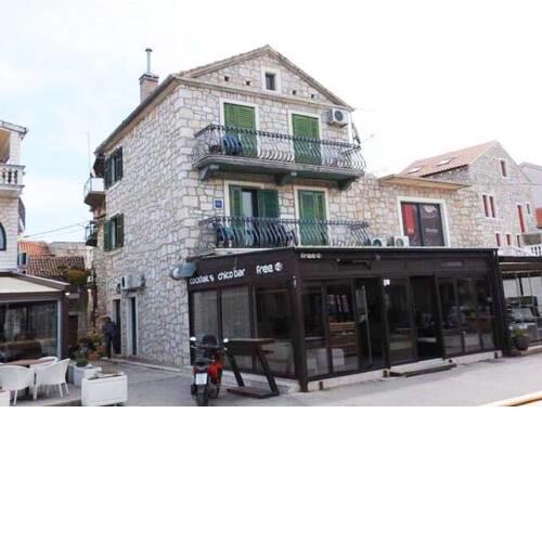 Scenic Apartment in Pakoštane near Sea and Town Centre